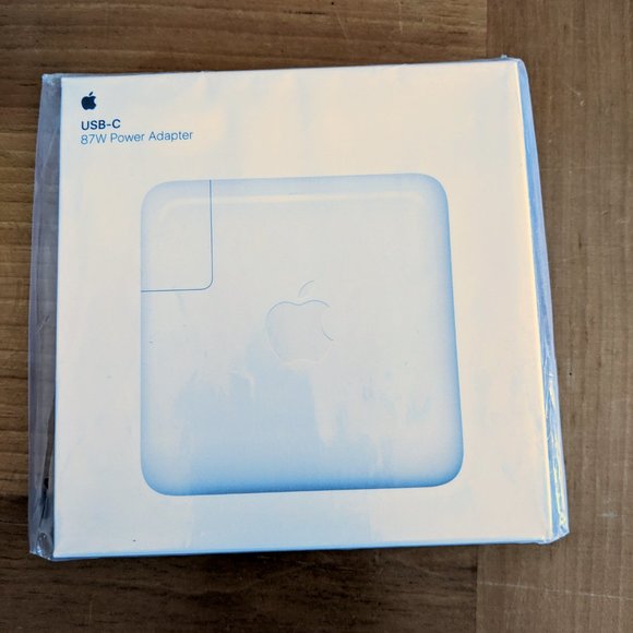 Apple USB-C 87W Power Adapter - Picture 1 of 2